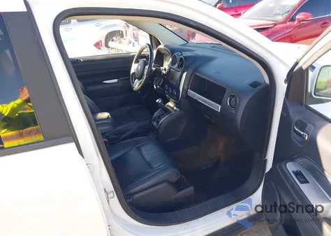 2015 Jeep Compass High Altitude Edition из США, поврежденный, VIN 1C4NJCEA3FD263381